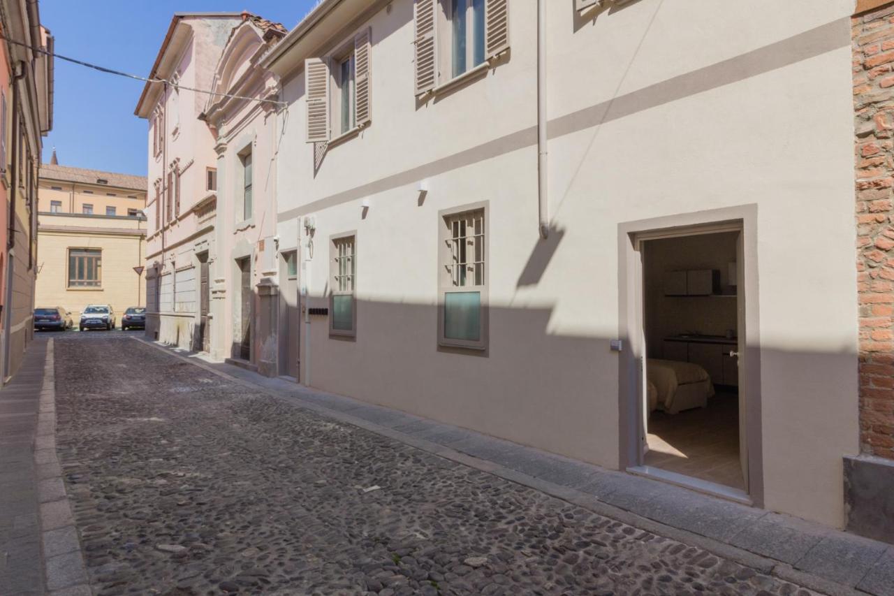 Center Rooms Piacenza Exterior foto