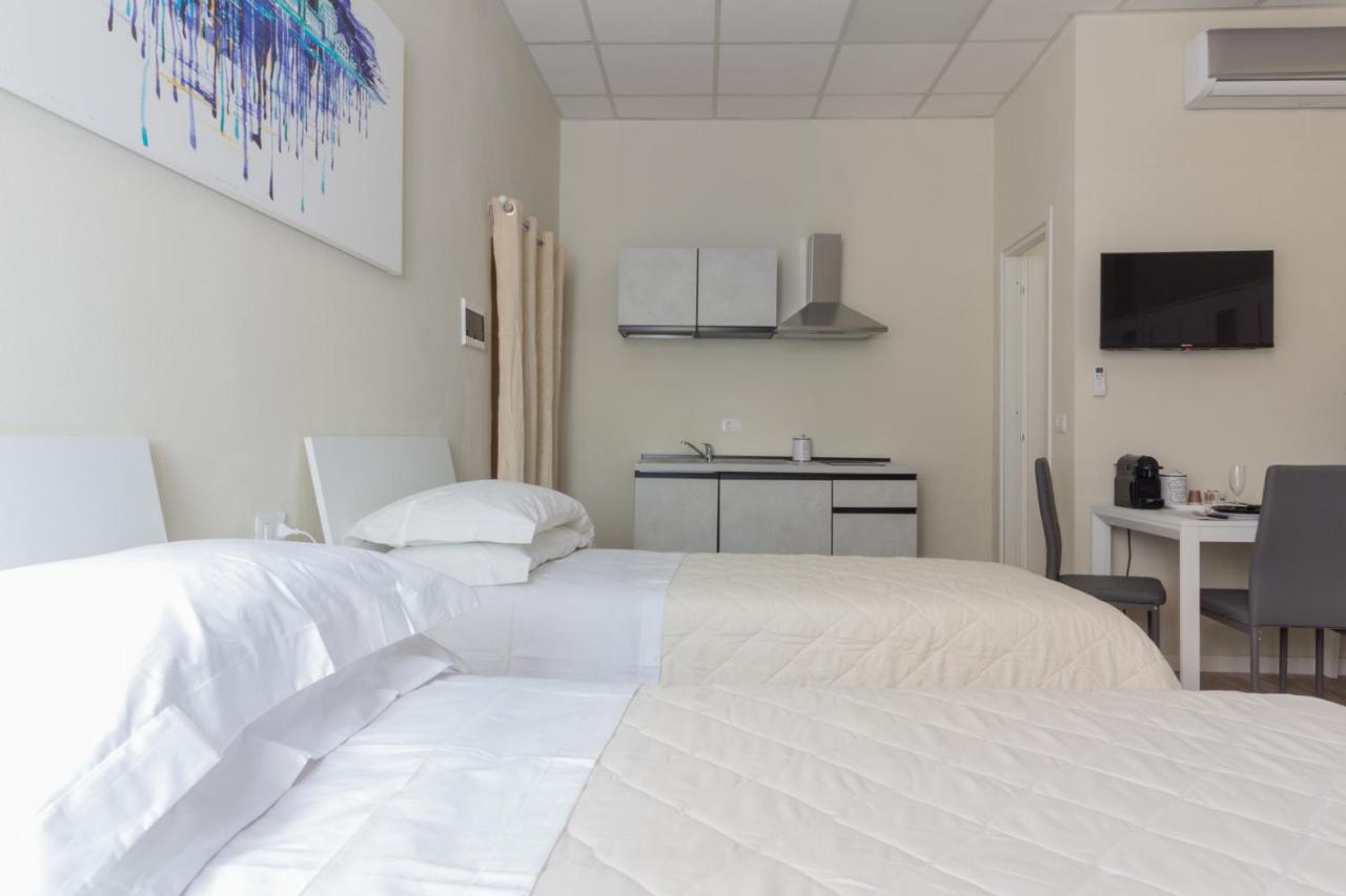 Center Rooms Piacenza Exterior foto